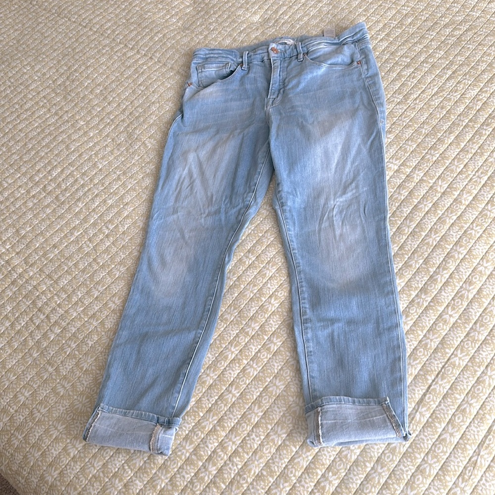 Good America stretch slimming straight leg jeans